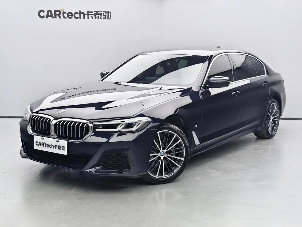 BMW 5-Series, 2023