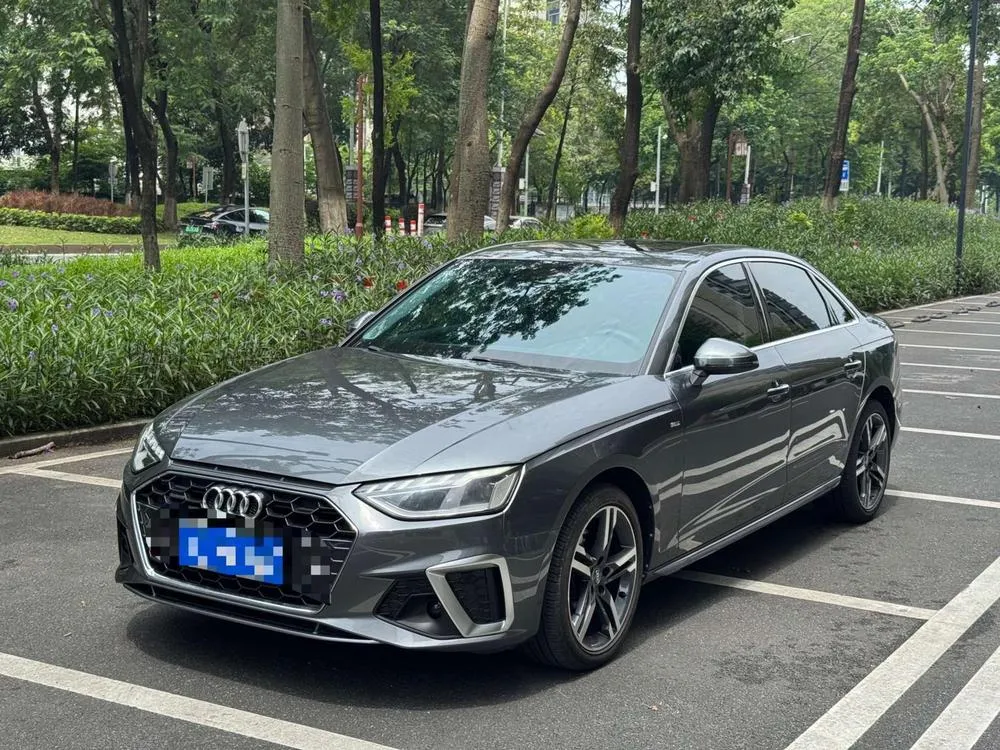 Audi A4L, 2020