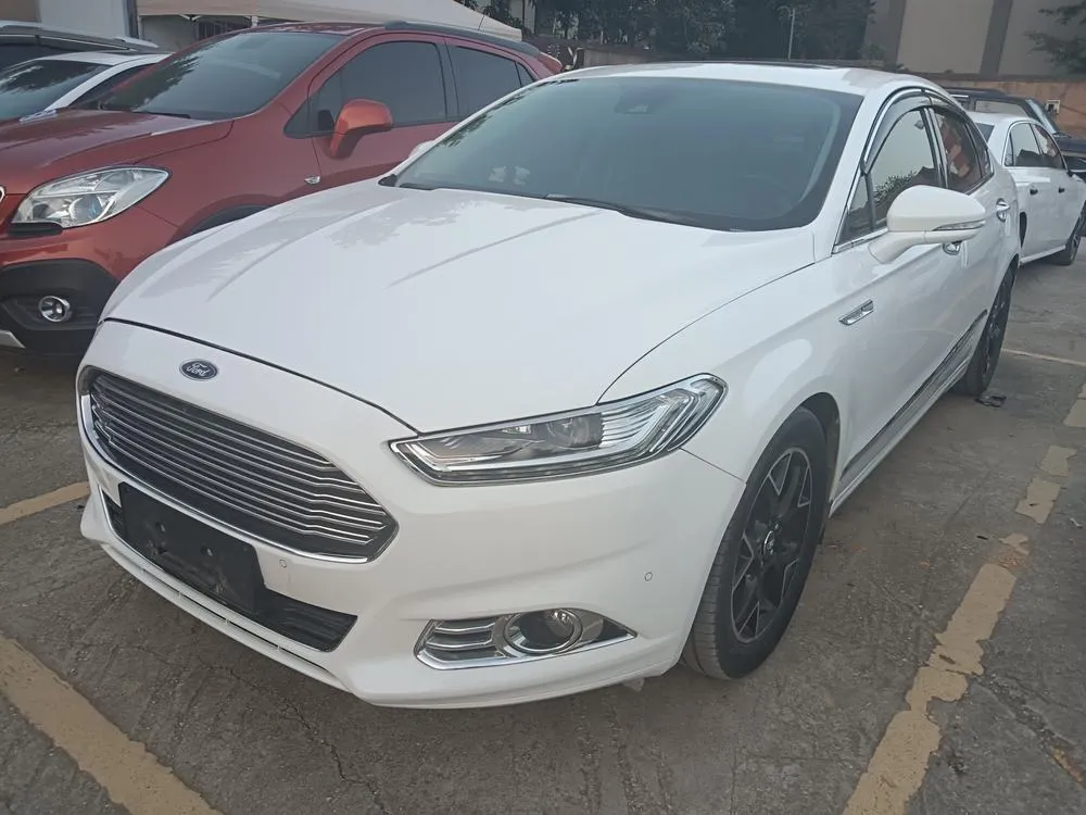 Ford Mondeo, 2013