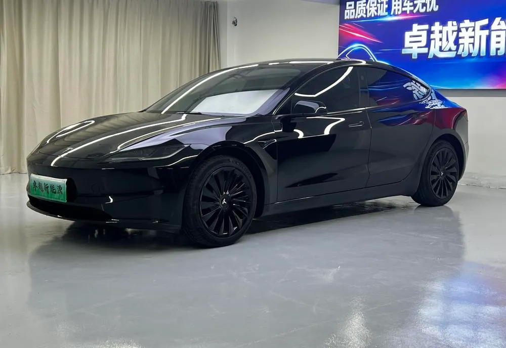 Tesla Model 3, 2023