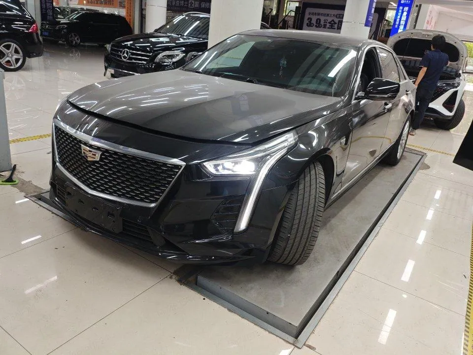 Cadillac CT6, 2021