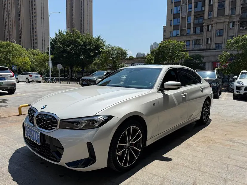 BMW 3-Series, 2025
