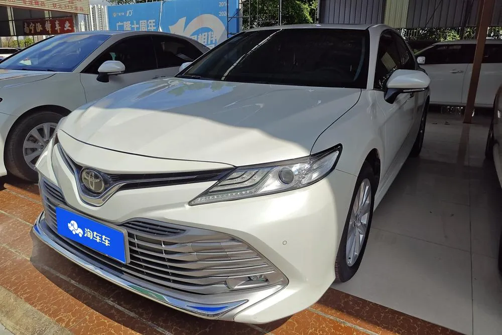 Toyota Camry, 2019