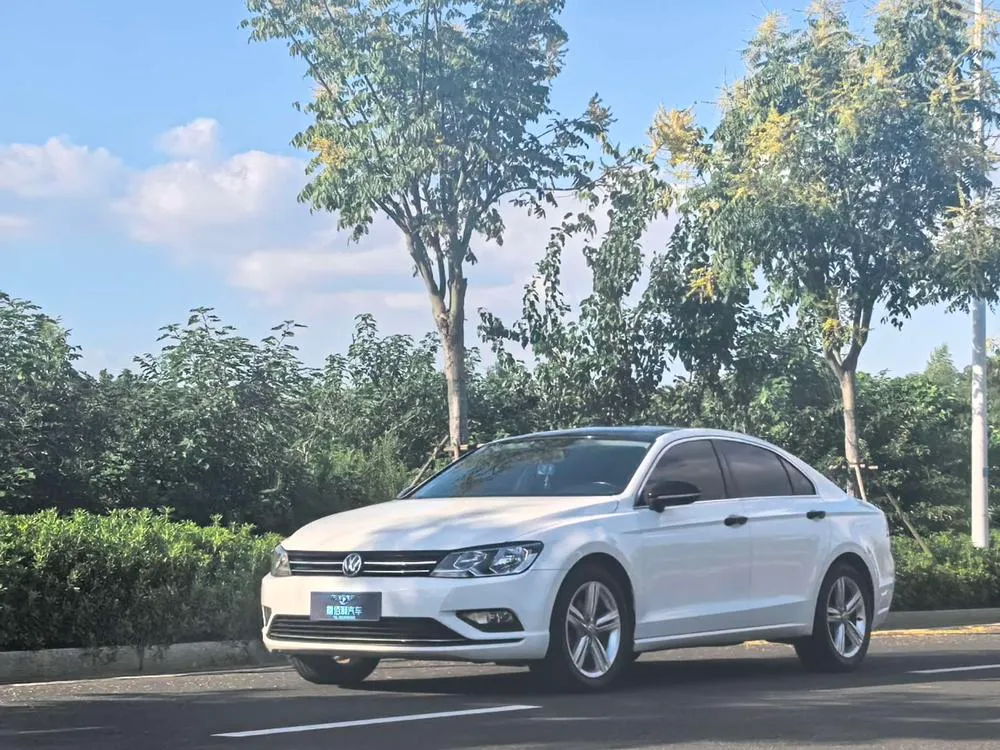 Volkswagen Lamando, 2015