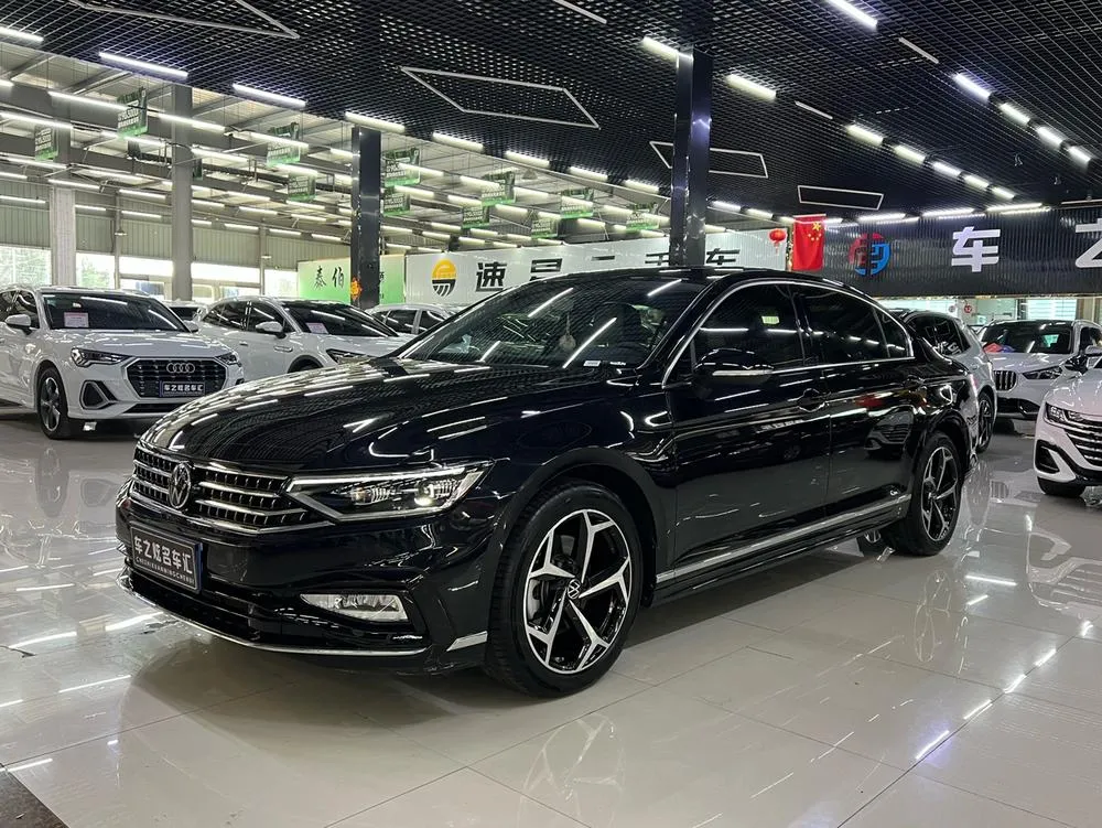 Volkswagen Magotan, 2025