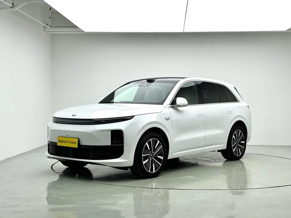 Li Auto L6, 2025