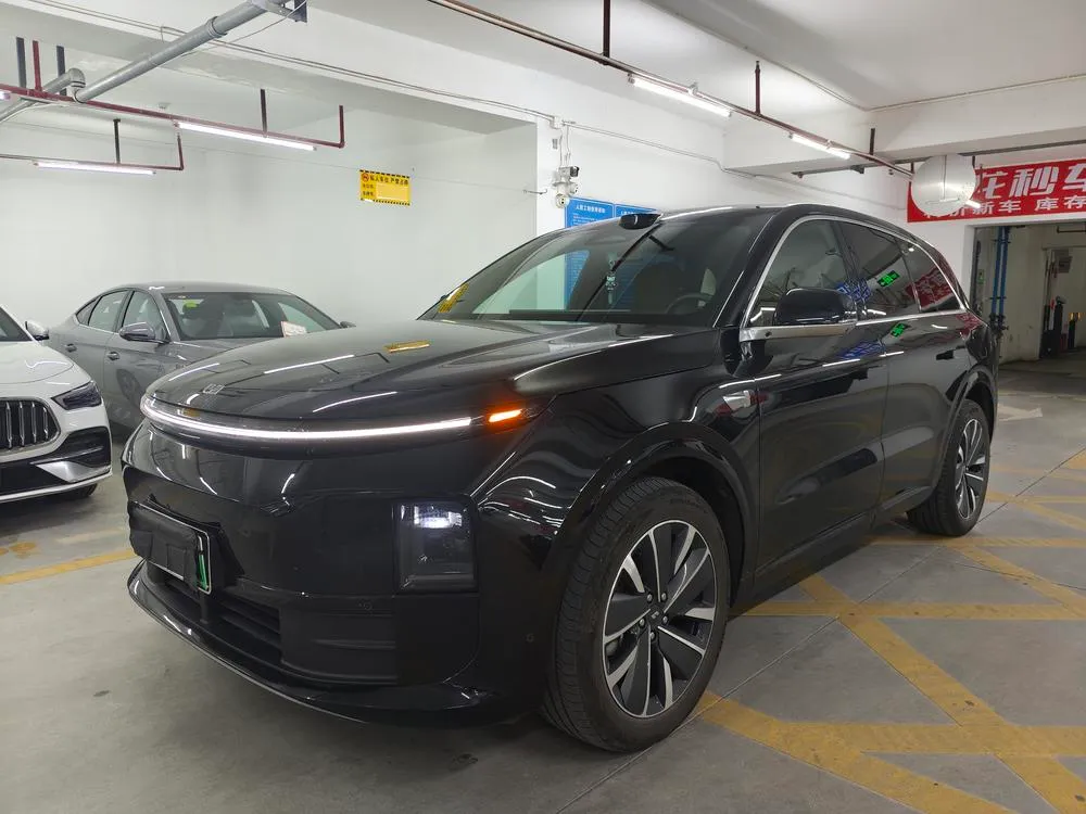 Li Auto L6, 2025