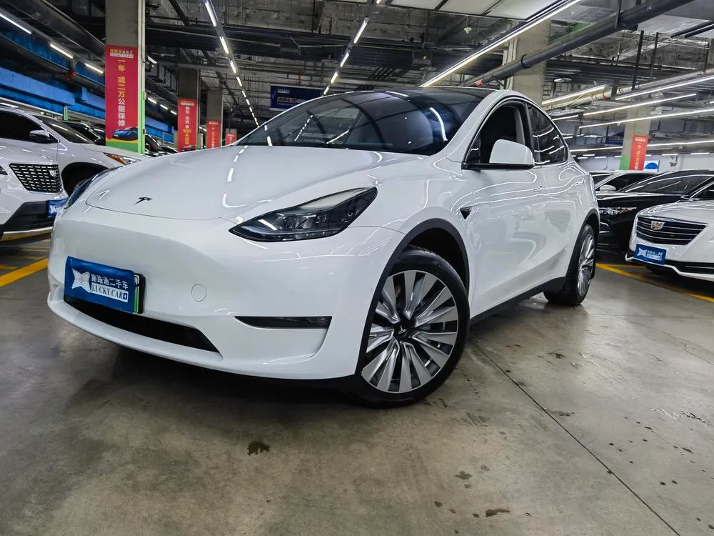 Tesla Model Y, 2022