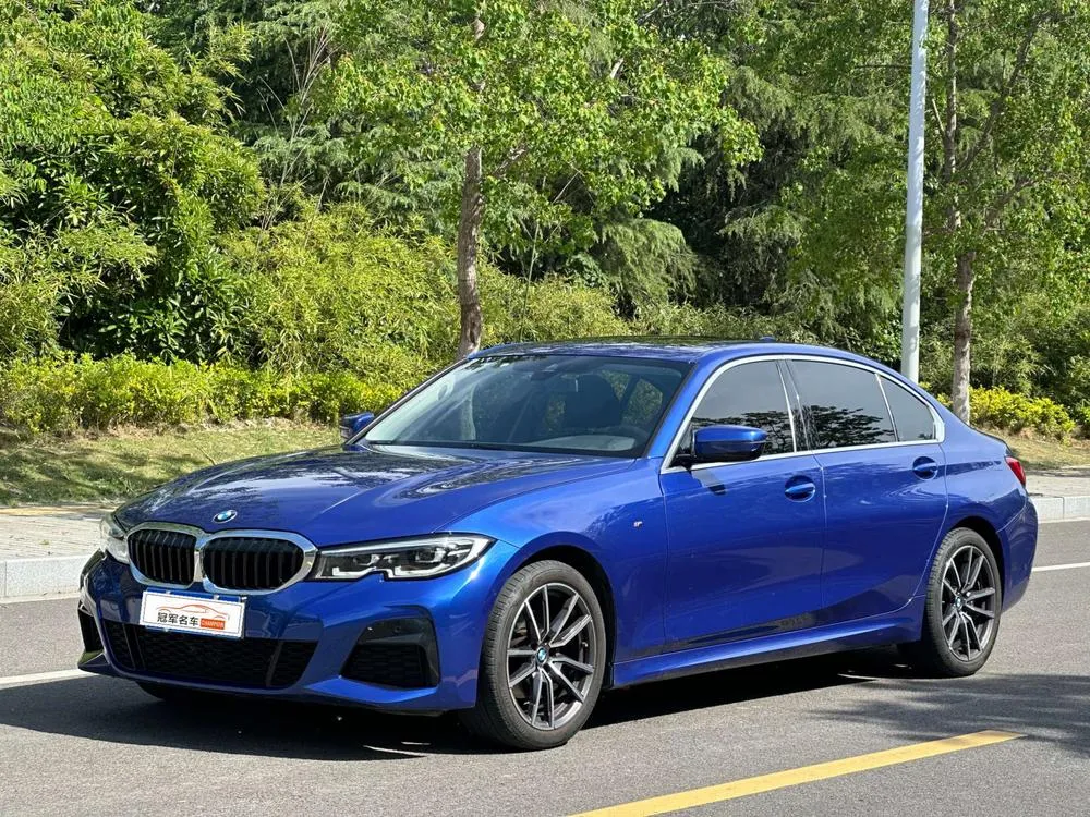 BMW 3-Series, 2021