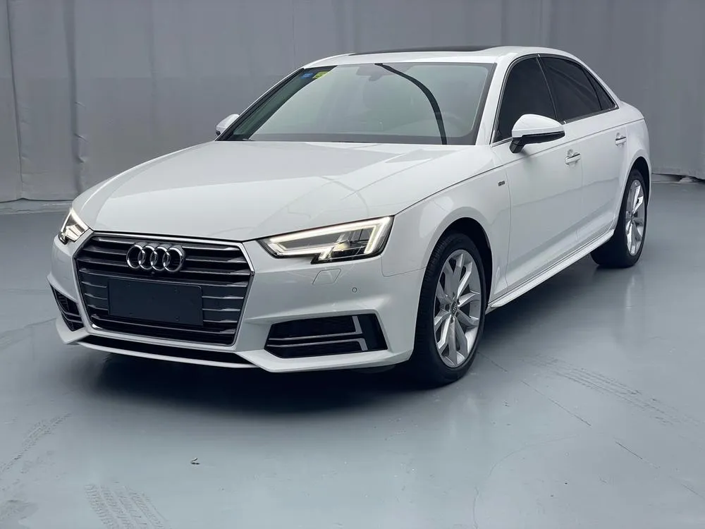 Audi A4L, 2018