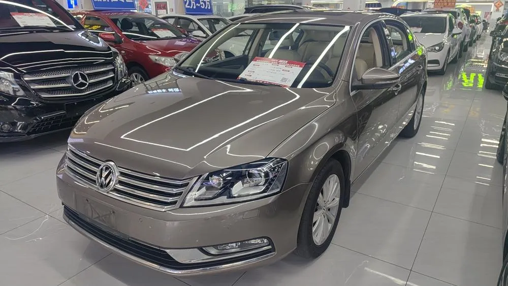 Volkswagen Magotan, 2013