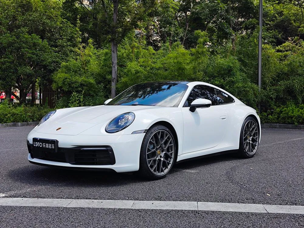 Porsche 911, 2023