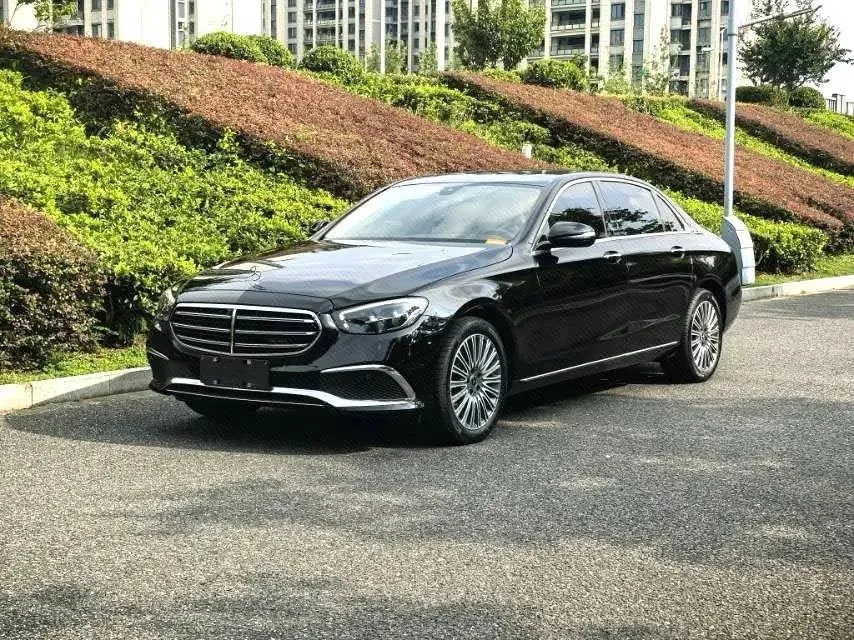 Mercedes-Benz E-Class, 2023