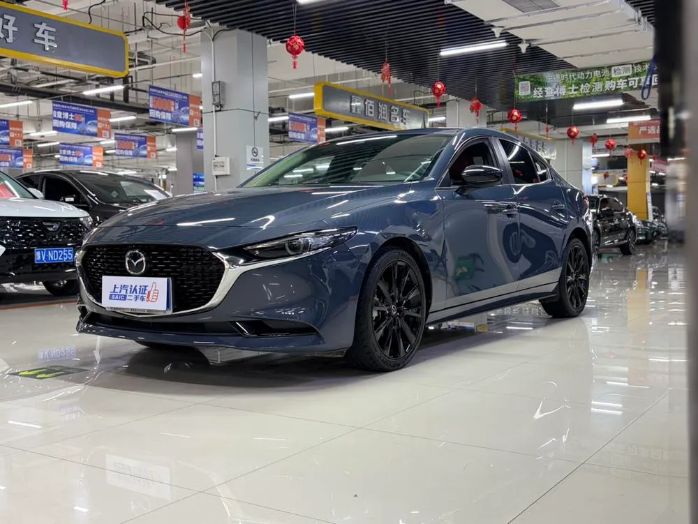 Mazda 3 Axela, 2022