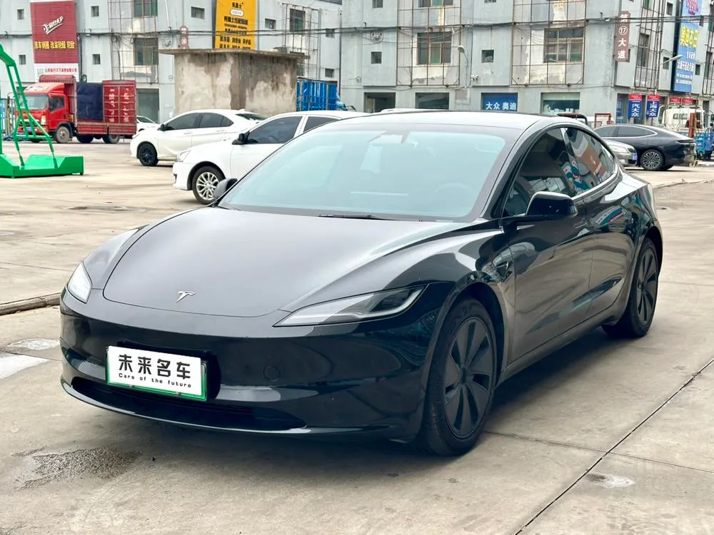 Tesla Model 3, 2025