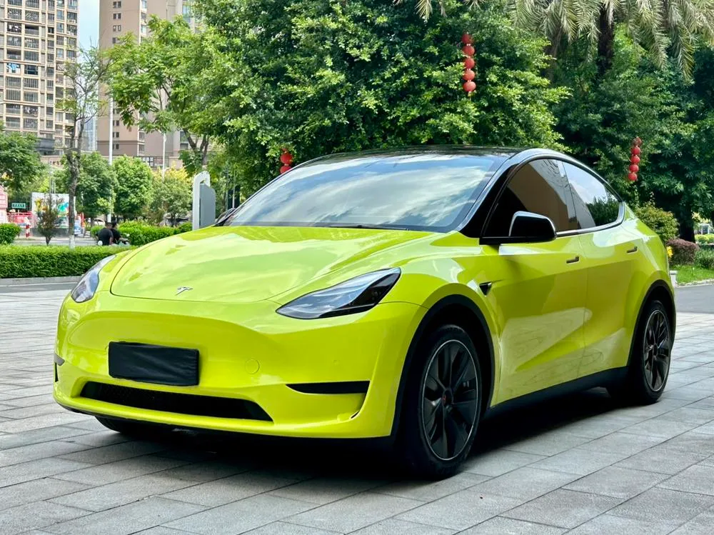 Tesla Model Y, 2023