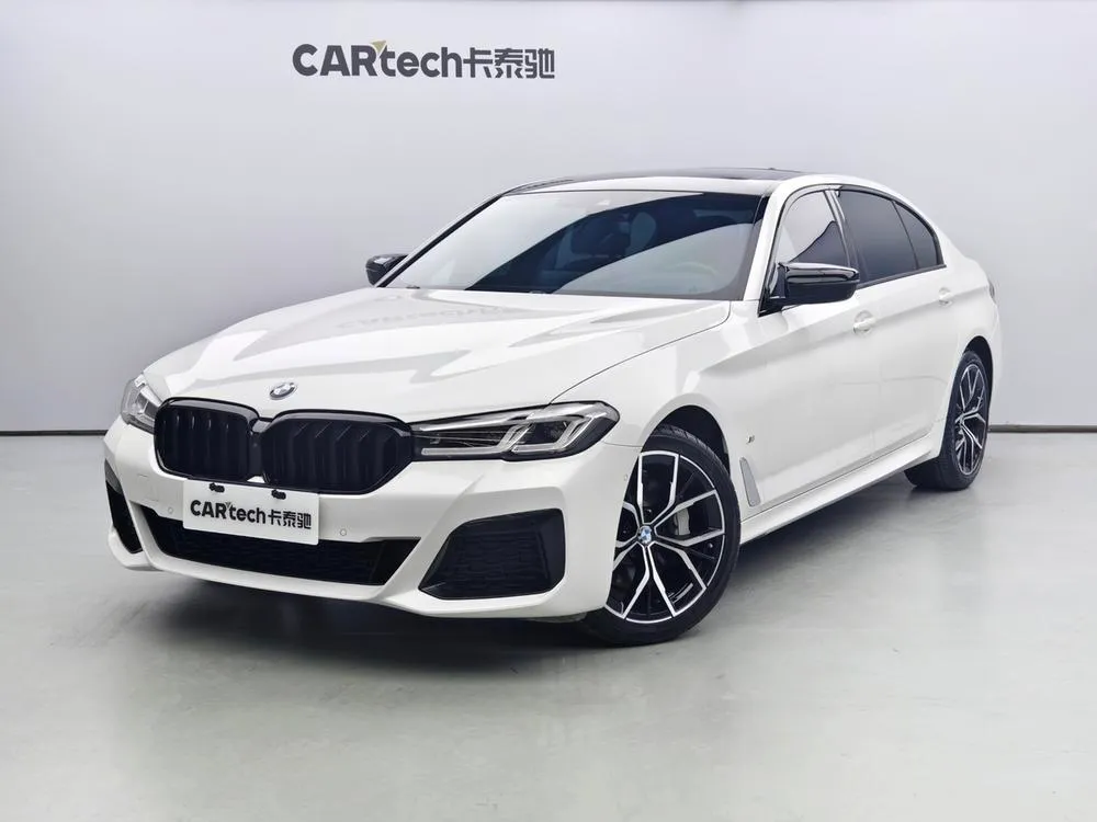 BMW 5-Series, 2021