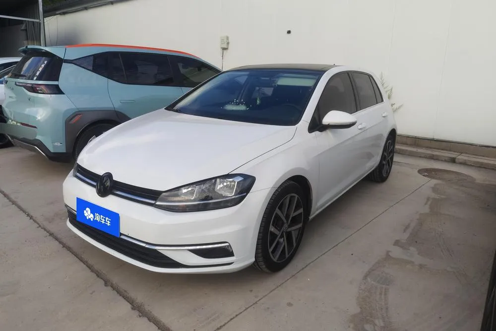 Volkswagen Golf, 2020