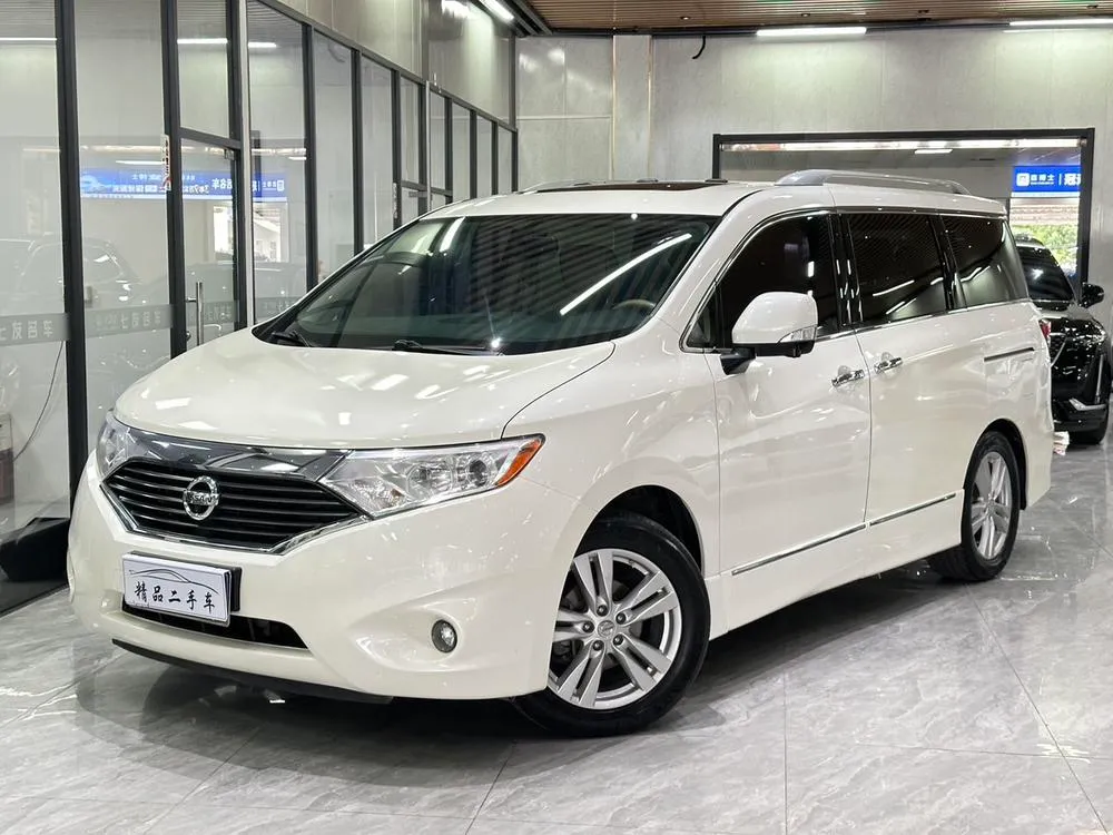 Nissan Quest 3.5L SL, 2015 — фото 1