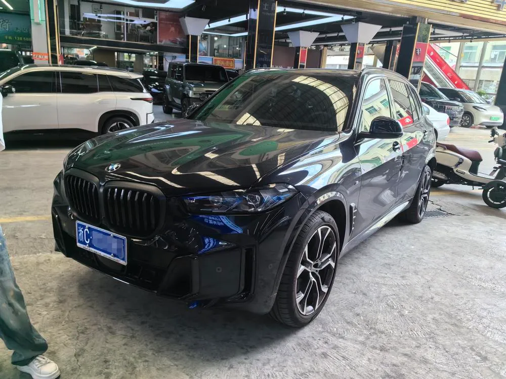 BMW X5 xDrive40Li M Sport, 2026 — фото 1