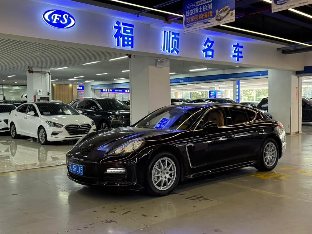 Porsche Panamera, 2010
