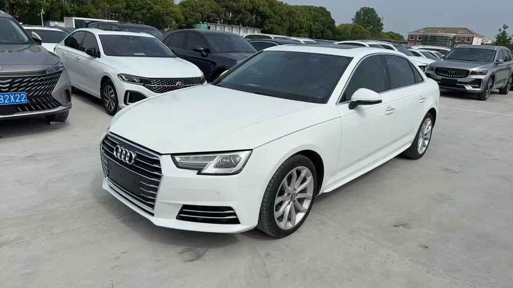 Audi A4L, 2018
