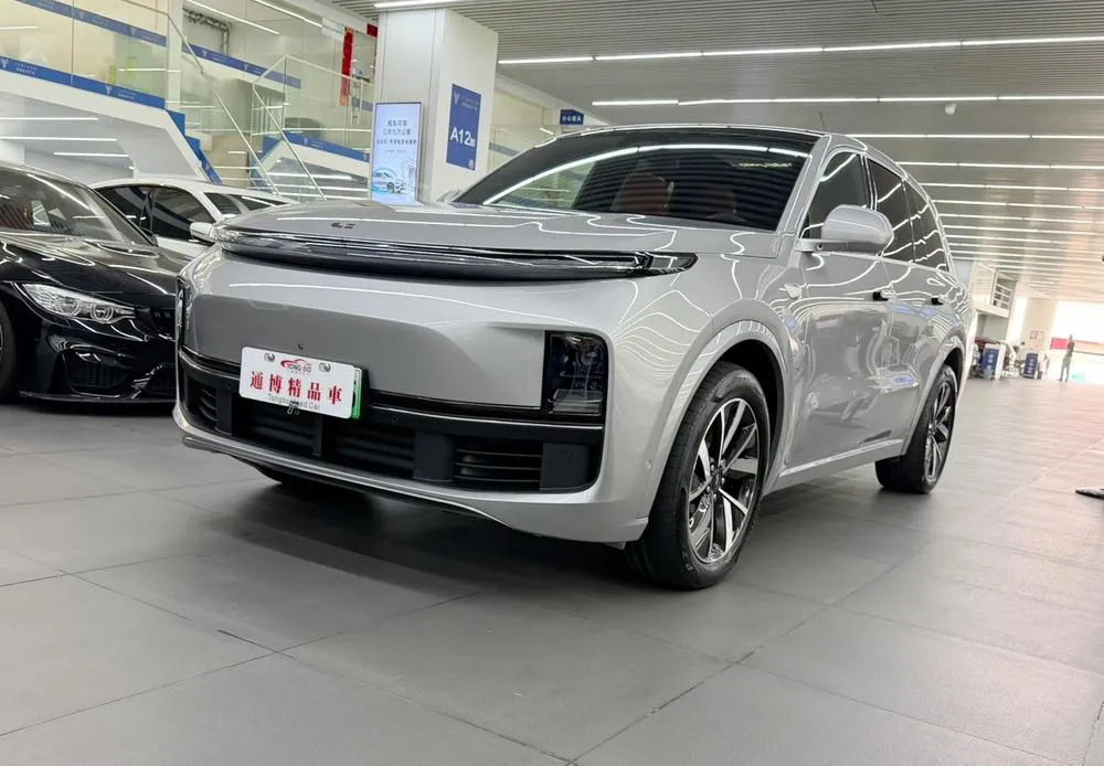 Li Auto L8, 2023