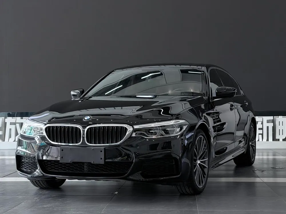 BMW 5-Series, 2019