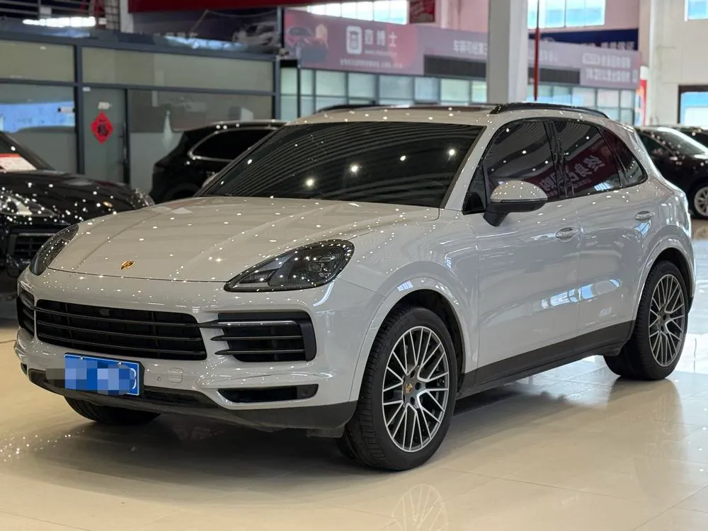 Porsche Cayenne, 2023