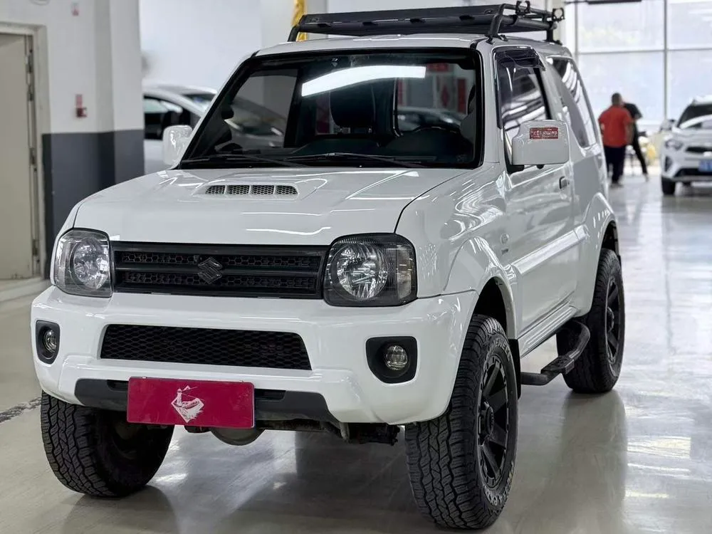 Suzuki Jimny (Import), 2015