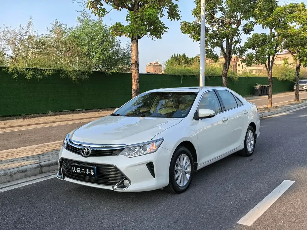 Toyota Camry, 2016