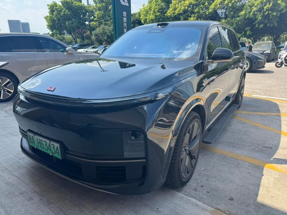 Li Auto L9, 2025