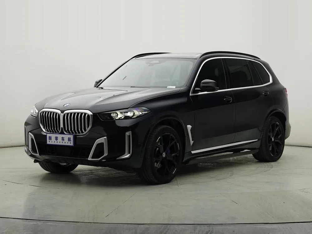 BMW X5 xDrive30Li Prestige Version M Sport, 2023 — фото 1
