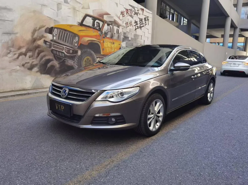 Volkswagen CC, 2010