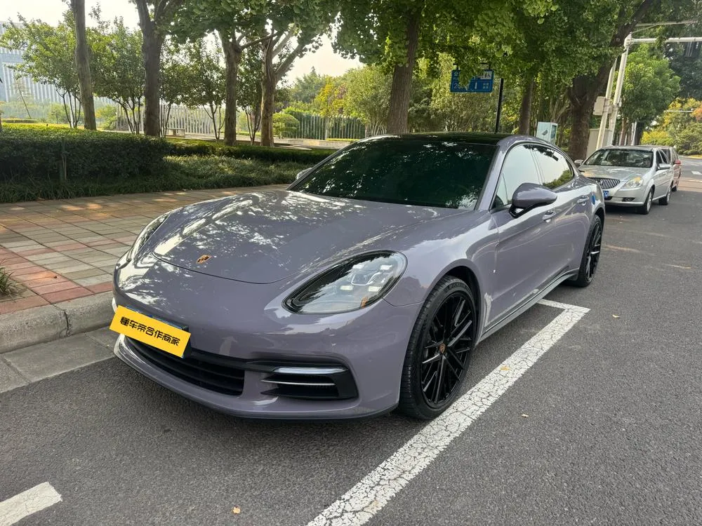 Porsche Panamera, 2019