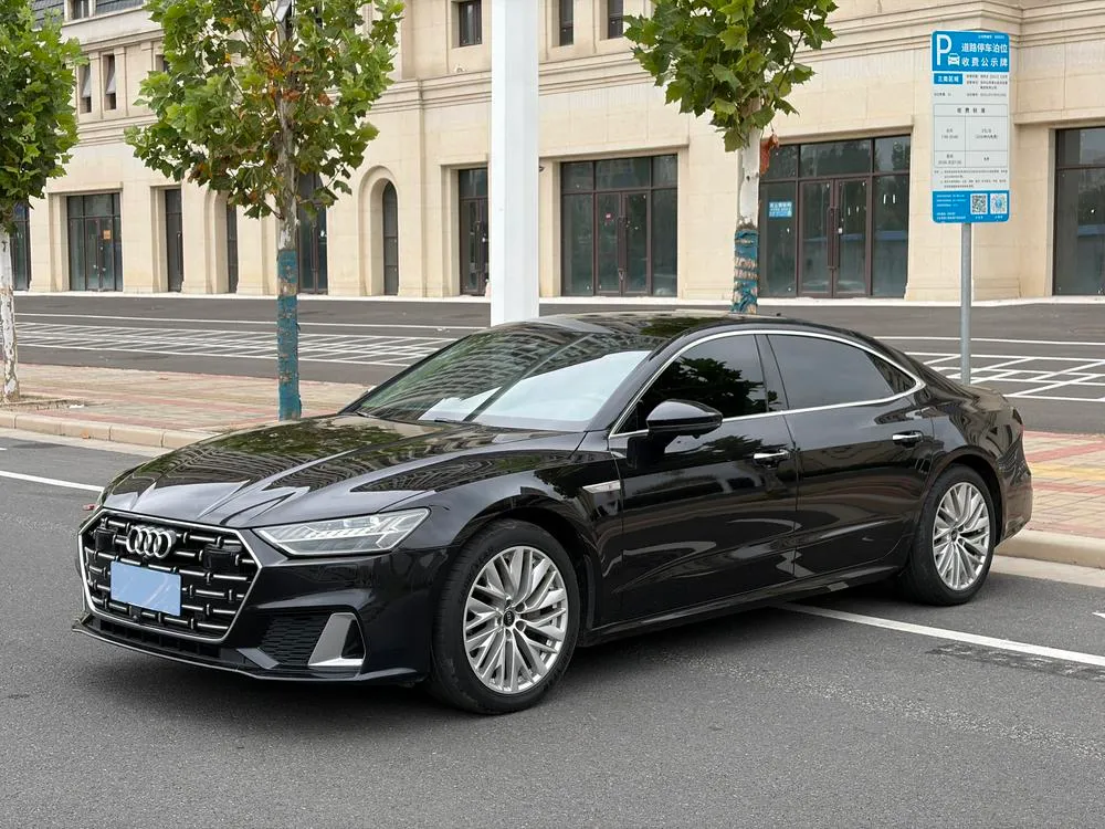 Audi A7L, 2022