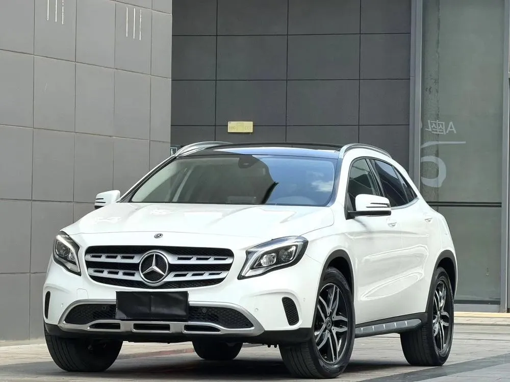 Mercedes-Benz GLA, 2017