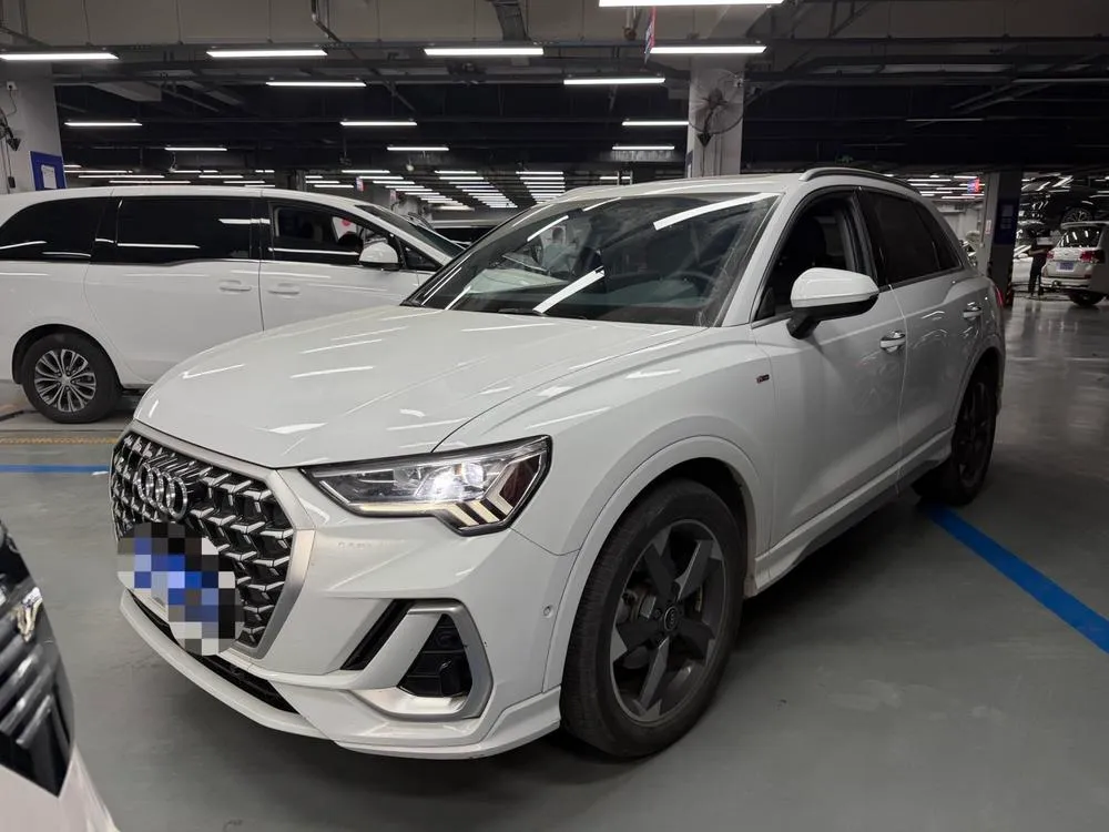 Audi Q3, 2023