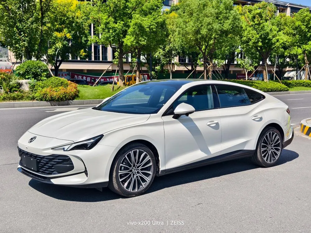MG 7, 2025