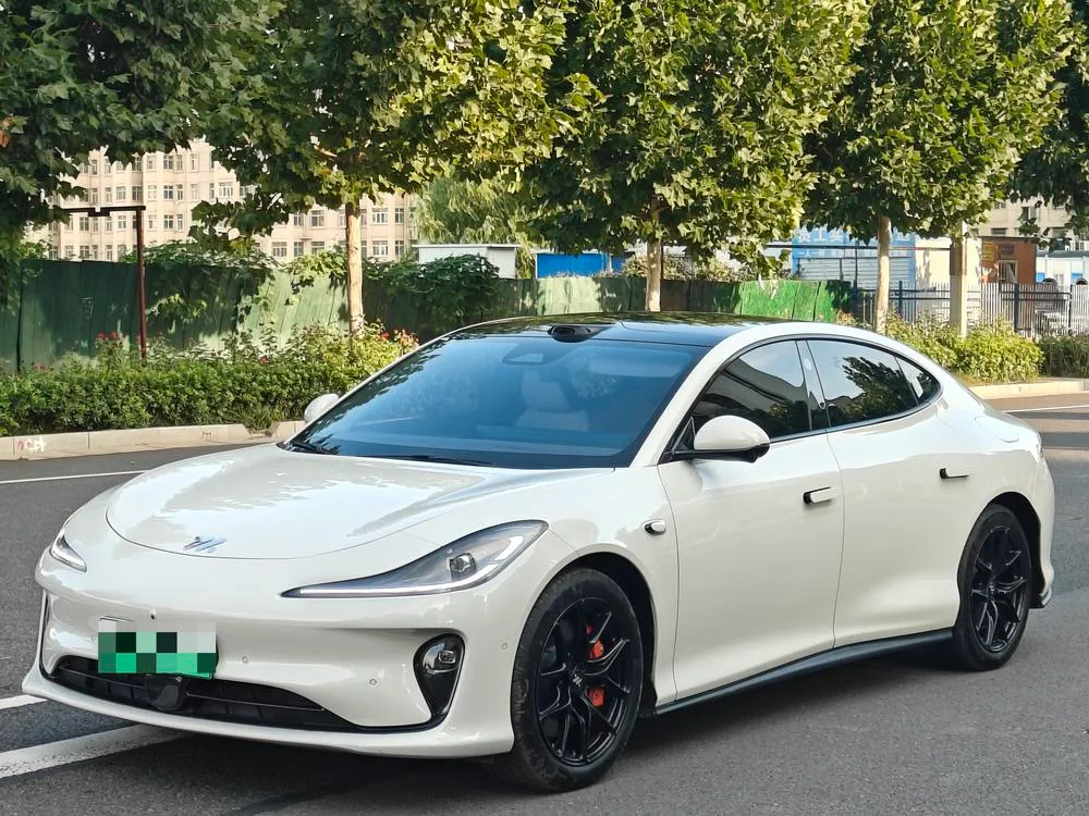 IM Motors IM L6, 2025