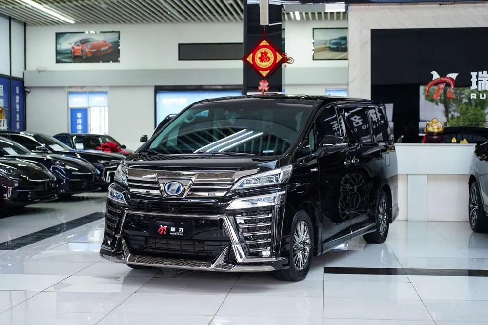 Toyota Vellfire, 2021