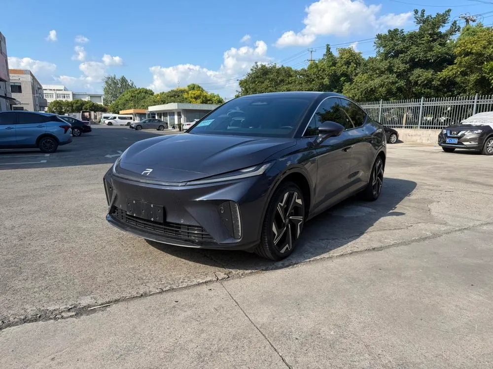 Rising Auto R7, 2023