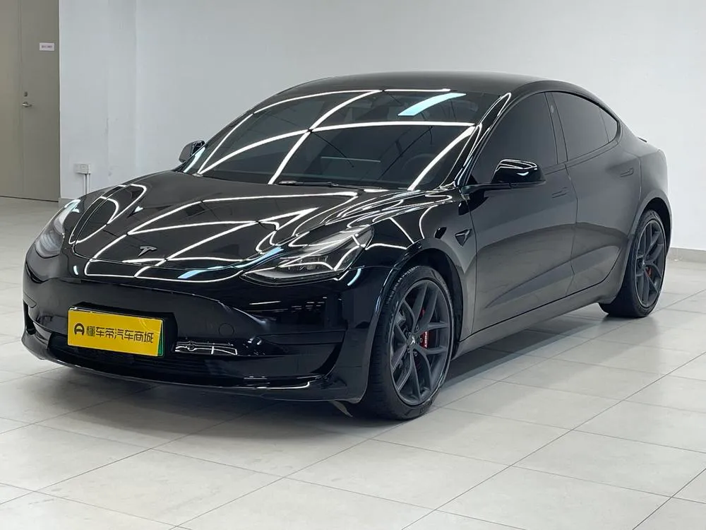 Tesla Model 3, 2022