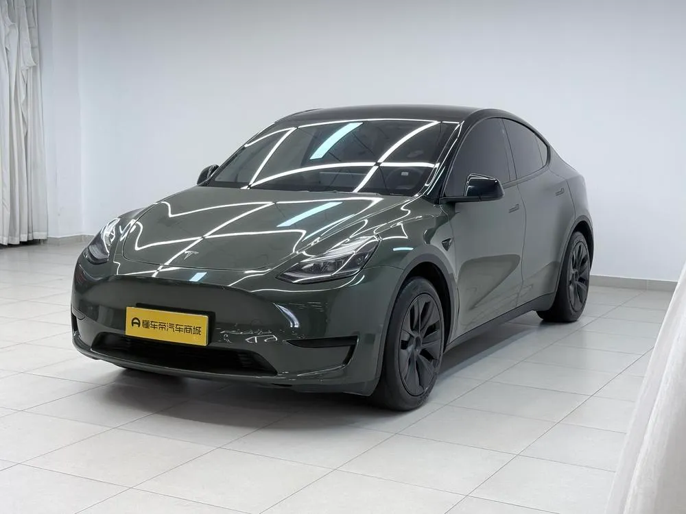 Tesla Model Y, 2023