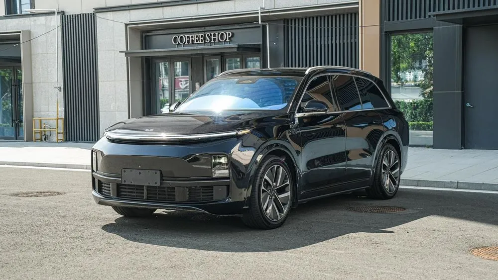 Li Auto L8, 2023