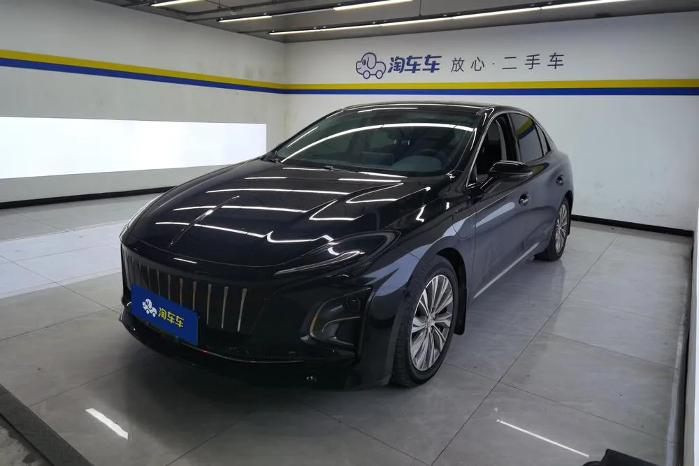 Hongqi E-QM5, 2023