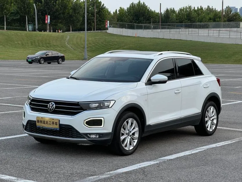 Volkswagen T-Roc, 2021