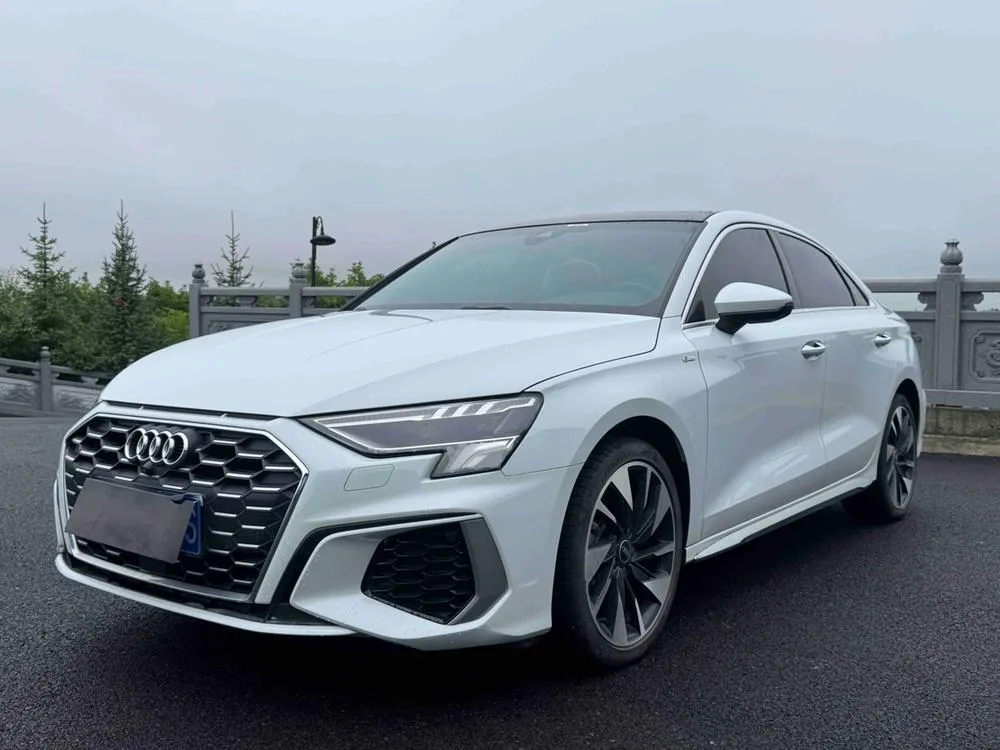 Audi A3 A3L Limousine 35 TFSI Fashion Sport Version, 2022 — фото 1