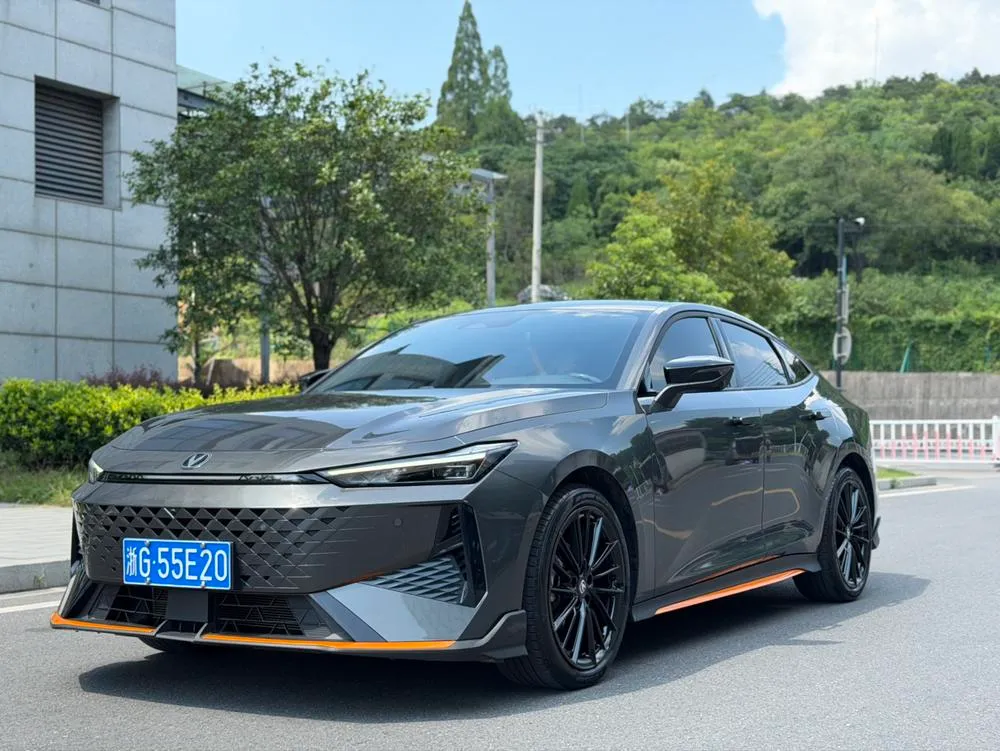 Changan UNI-V, 2025