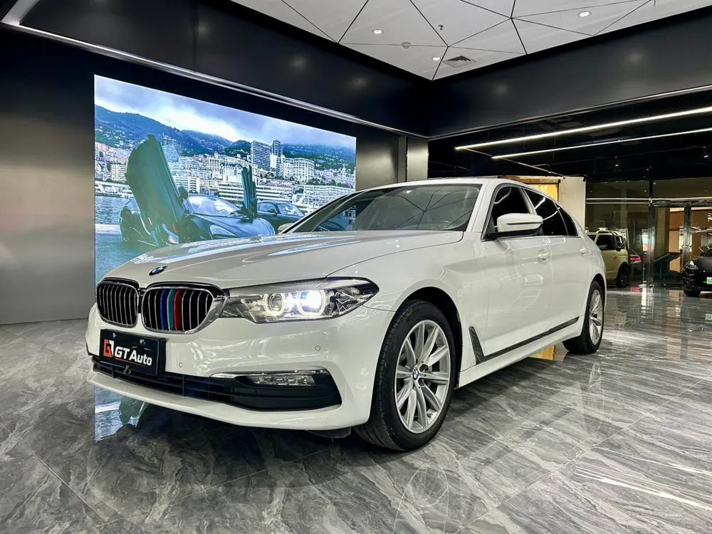 BMW 5-Series, 2018